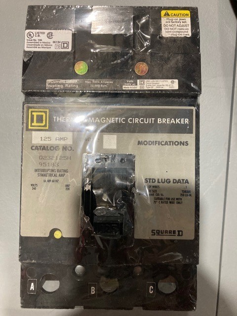Square D Q2 Q232125H 3 Pole 125 Amp 240V Circuit Breaker