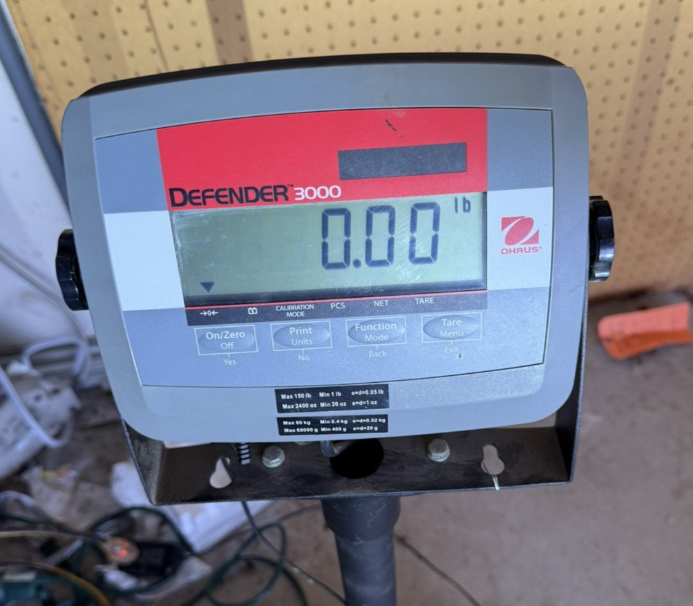 Ohaus Defender 3000 Series T31P Scale Digital Display 16×21 platform