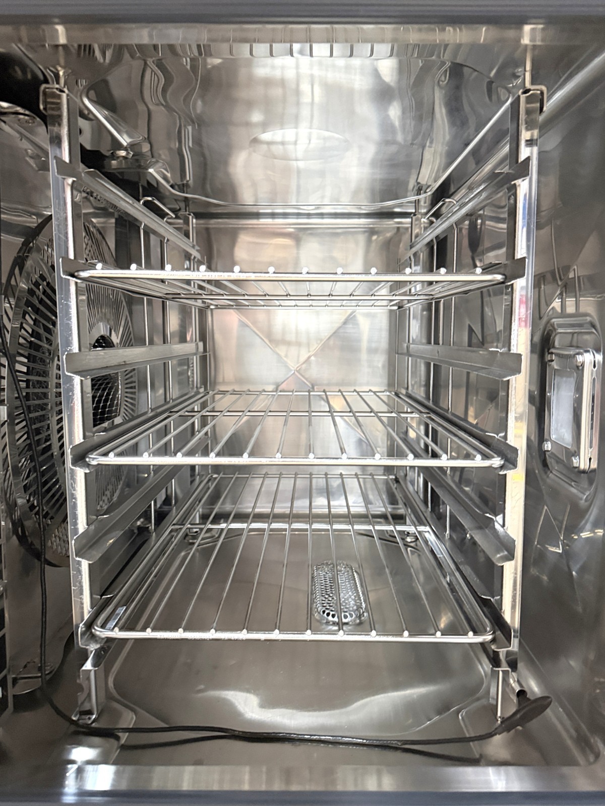 Rational 6 pan, half size, electric combi w/ Ultravent Hood (Refurb w/Warranty)