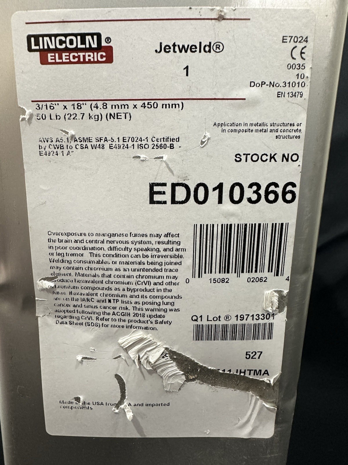 Lincoln Electric Stick Electrodes 786VX7 Carbon Steel E7024, 3/16″ x 18″, 50 Lb