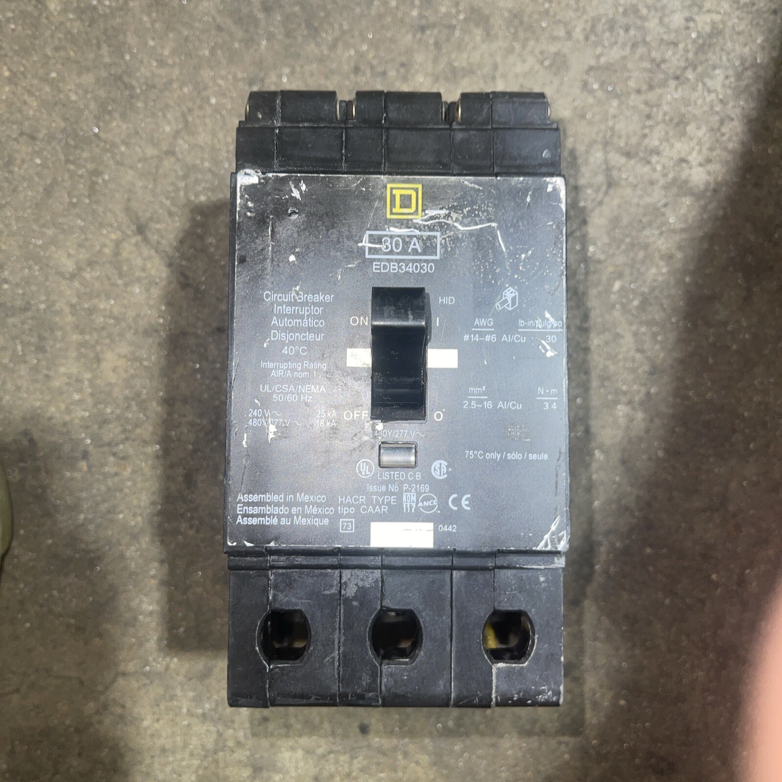 Square D EDB34030 30A 3pole 240V~25KA Circuit Breaker