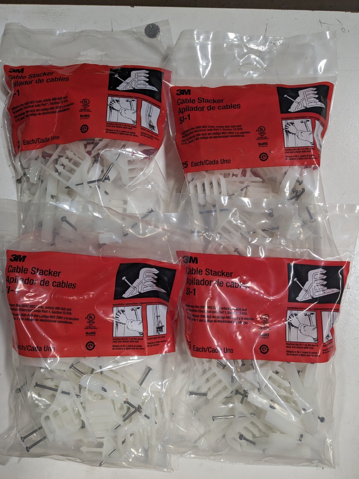 100 PACK 3M CABLE STACKER SI-1 (total 4 bags of 25)