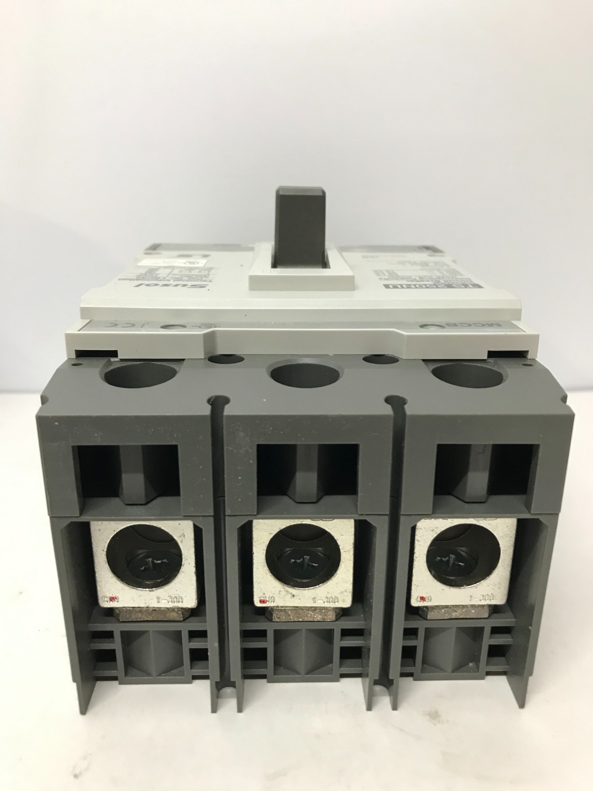 LS Electric Molded Case Circuit Breaker TS250NU 200A 3P FMU250 LL (0154002900)