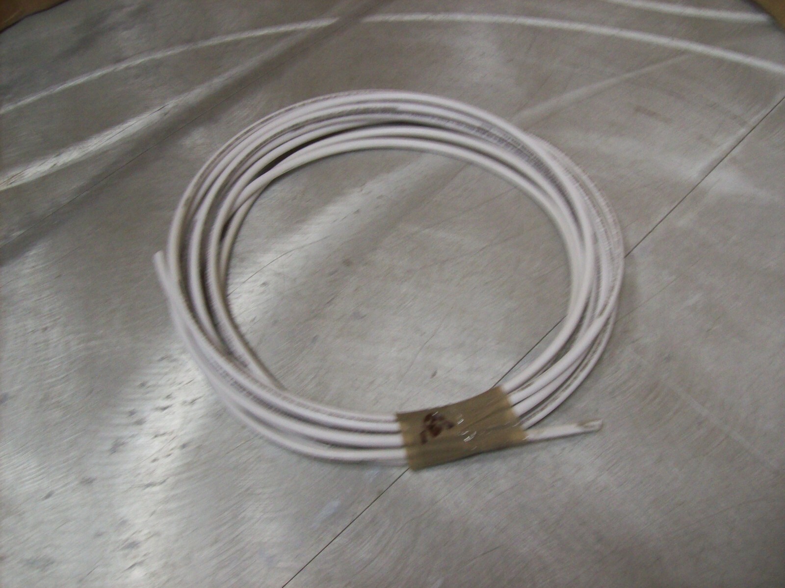 Nexans Electric Wire – 8 Gauge Stranded White THHN/THWN – 18′ EIGHTEEN FEET