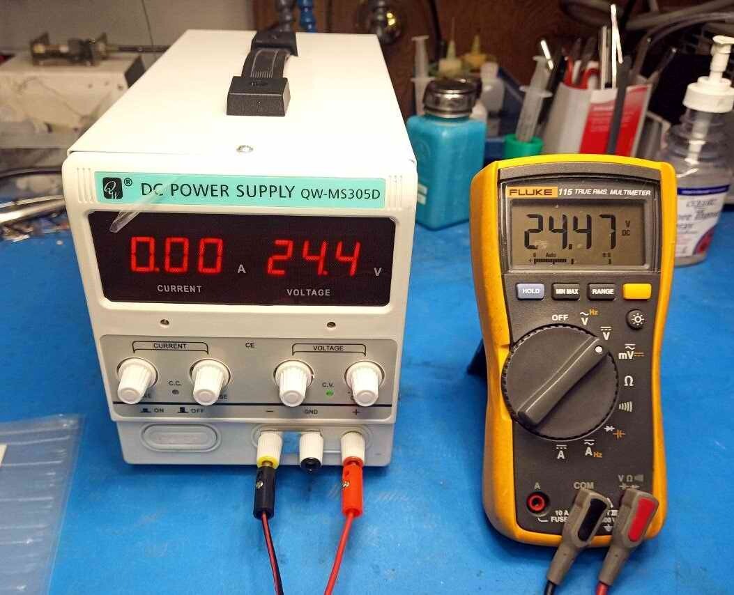 DC Voltage Regulator Power Supply QW-MS305D Output 0-30V 0-5A , AC 100-120VAC