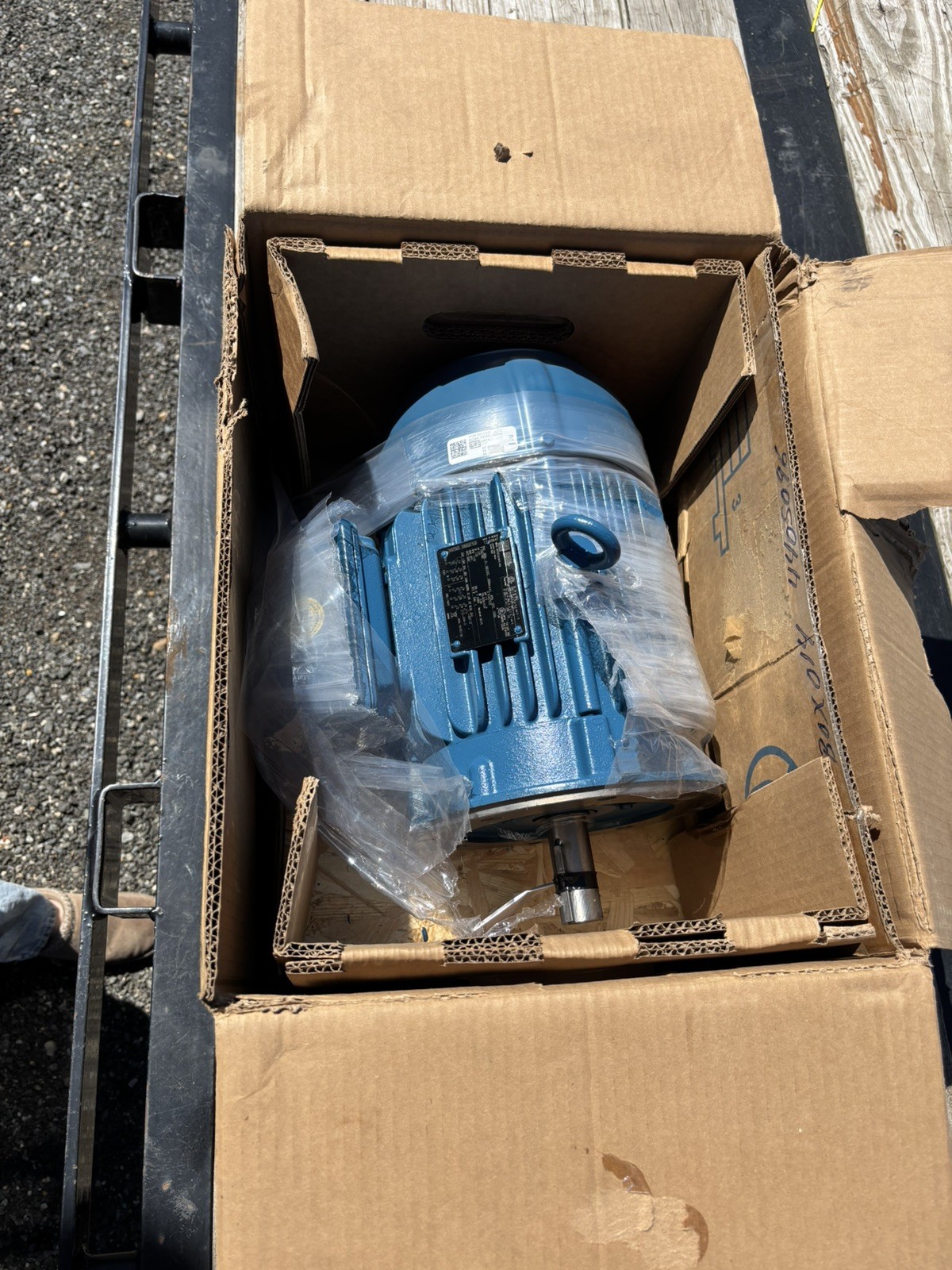 WEG NEMA Premium Efficiency 2 HP 06P 182/4TC 3Ph 230/460 380V 60HZ MOTOR