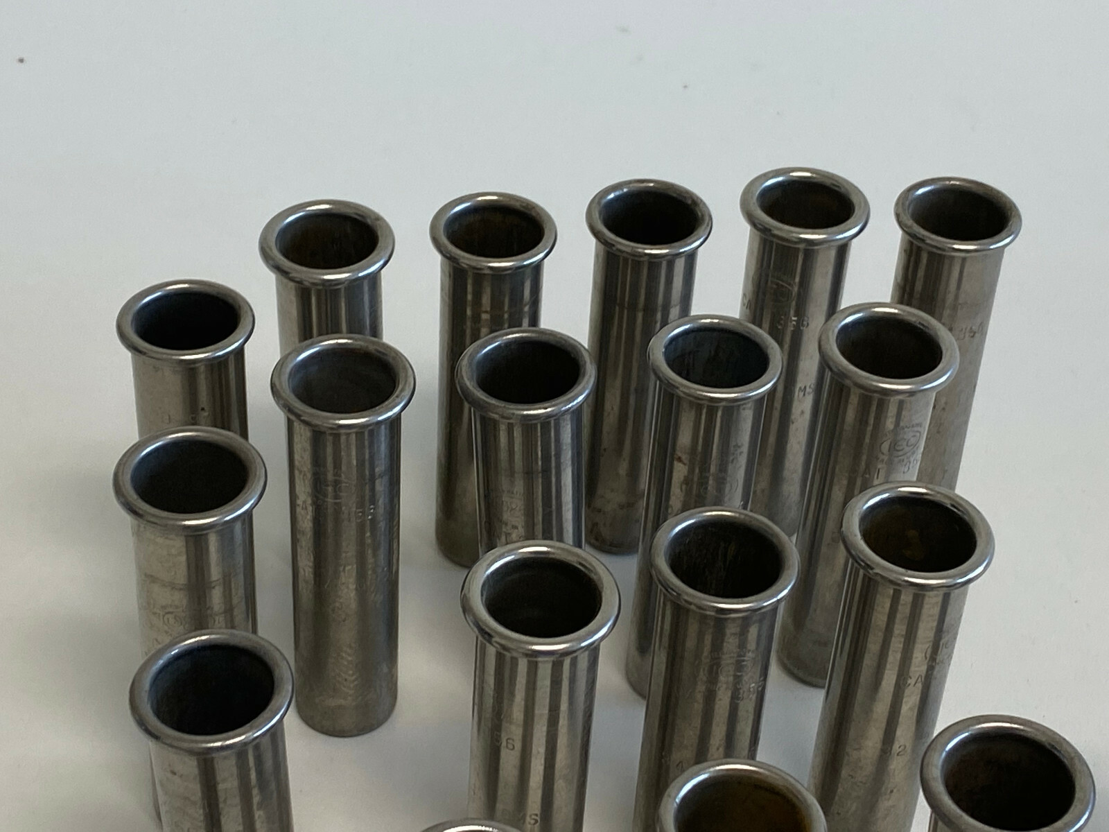A8: Lot of 40 IEC 356 CENTRIFUGE TUBES (33.5, 33.4, 35.0 33.0, 30.6gms)