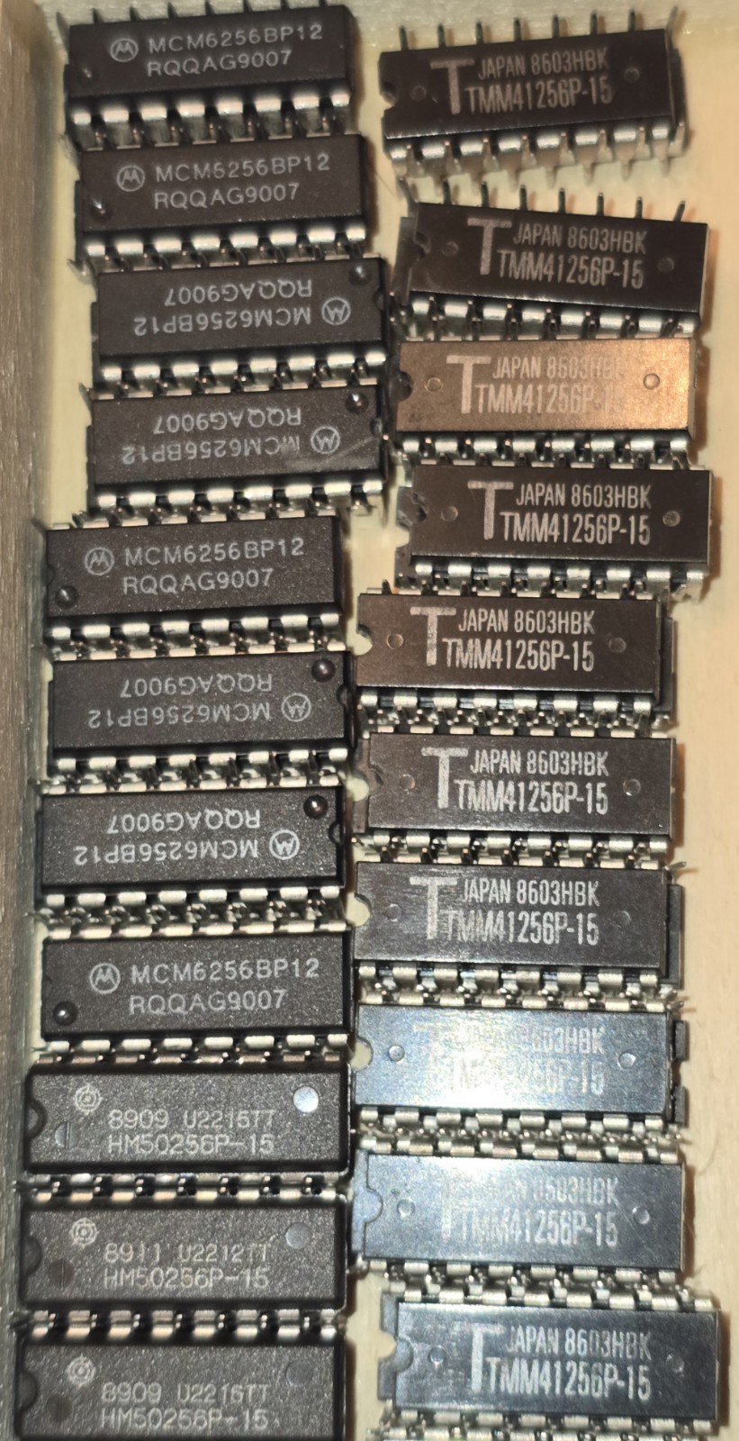 Vintage 256K DRAM Memory IC Chip Lot Toshiba TMM41256P-15 Samsung KM41256…