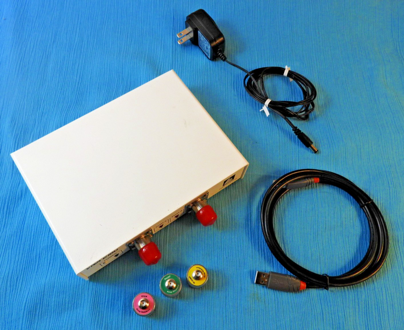 Array Solutions VNA 2180 Vector Network Analyzer – Used