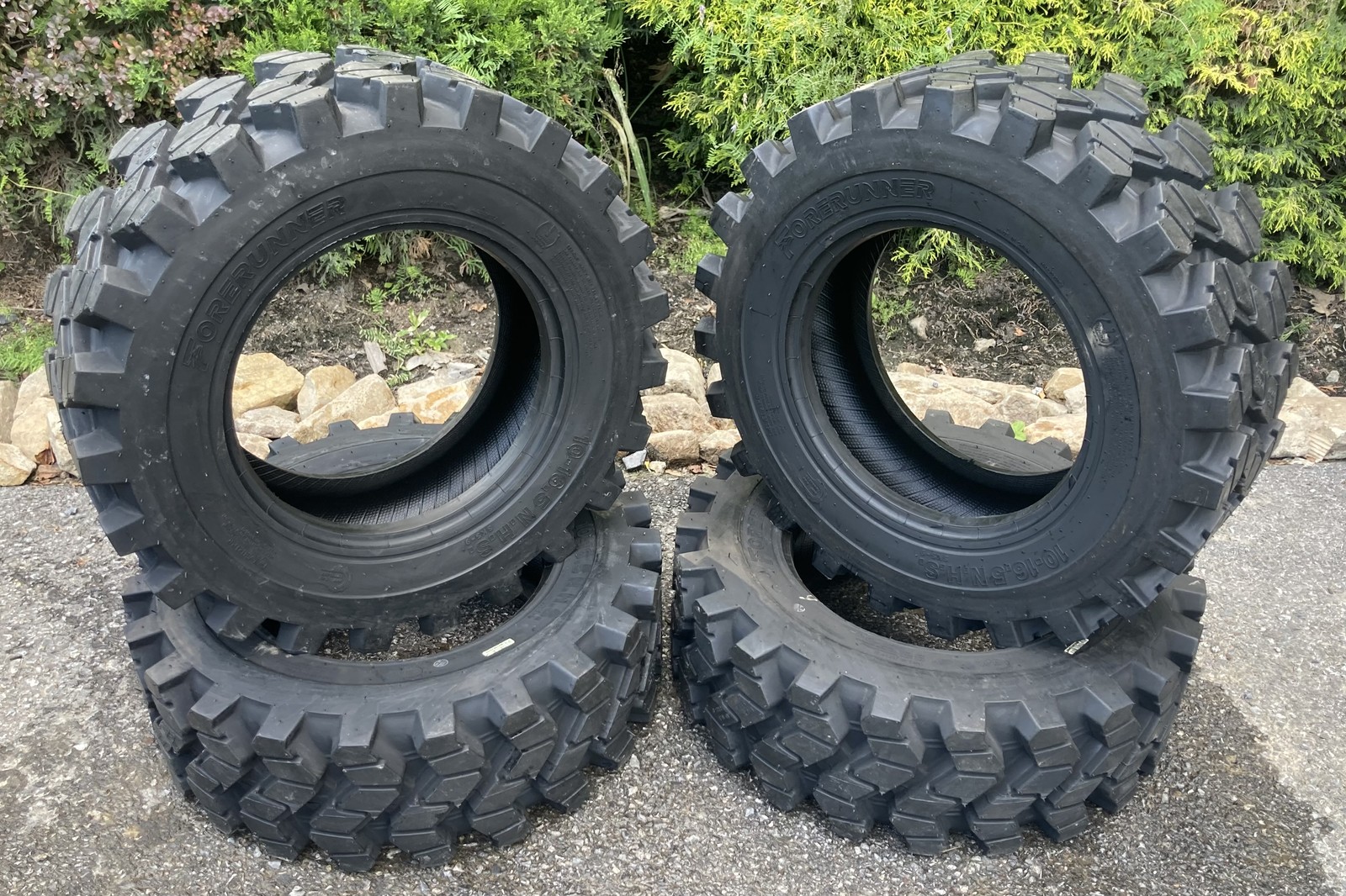 4 Camso SKS753 10-16.5 Skid Steer Tires for Bobcat- 10X16.5 – good snow traction