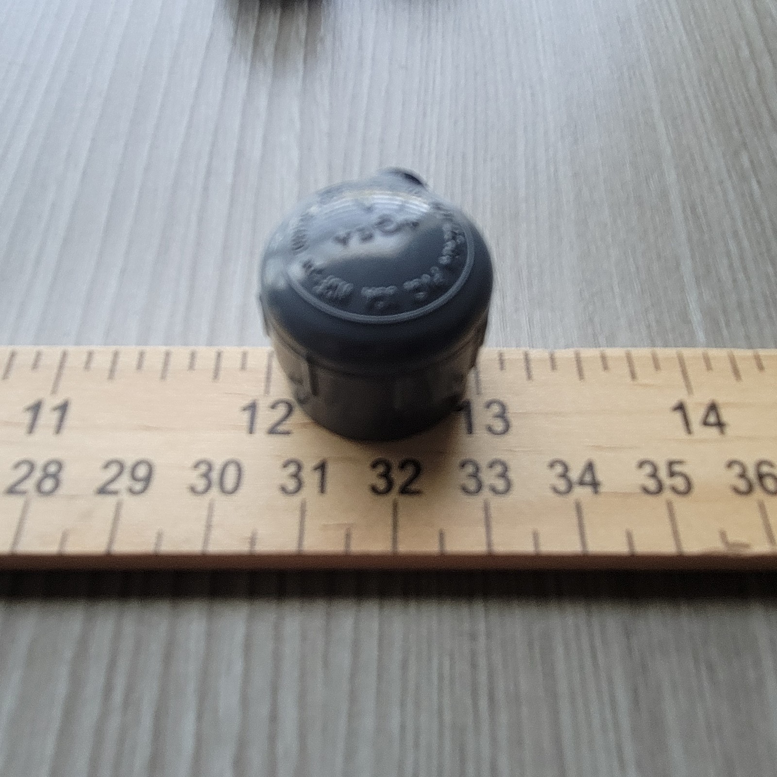 Lot Of 4 – GF+ Georg Fischer 1/4″ PVC SCH 80 NPT Threaded Pipe Cap New
