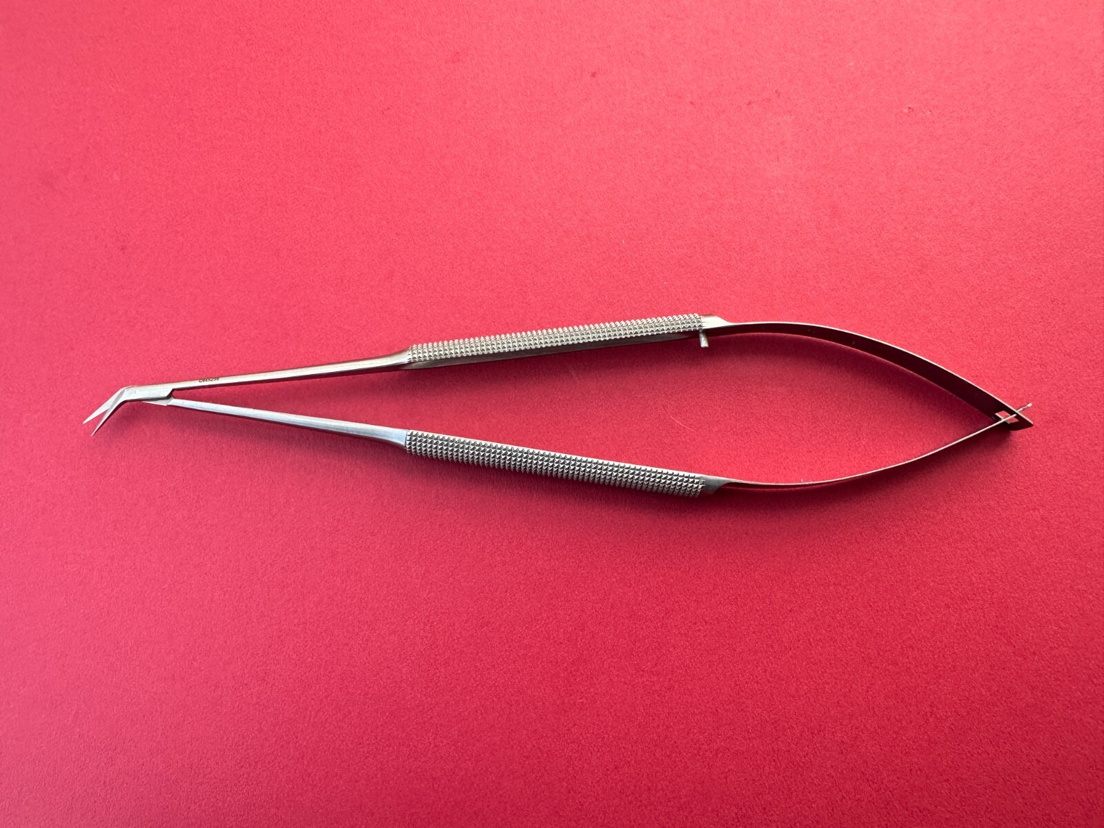 SNOWDEN-PENCER UHLIG Round Handle Scissors Angled 45 Ref: 88-6636