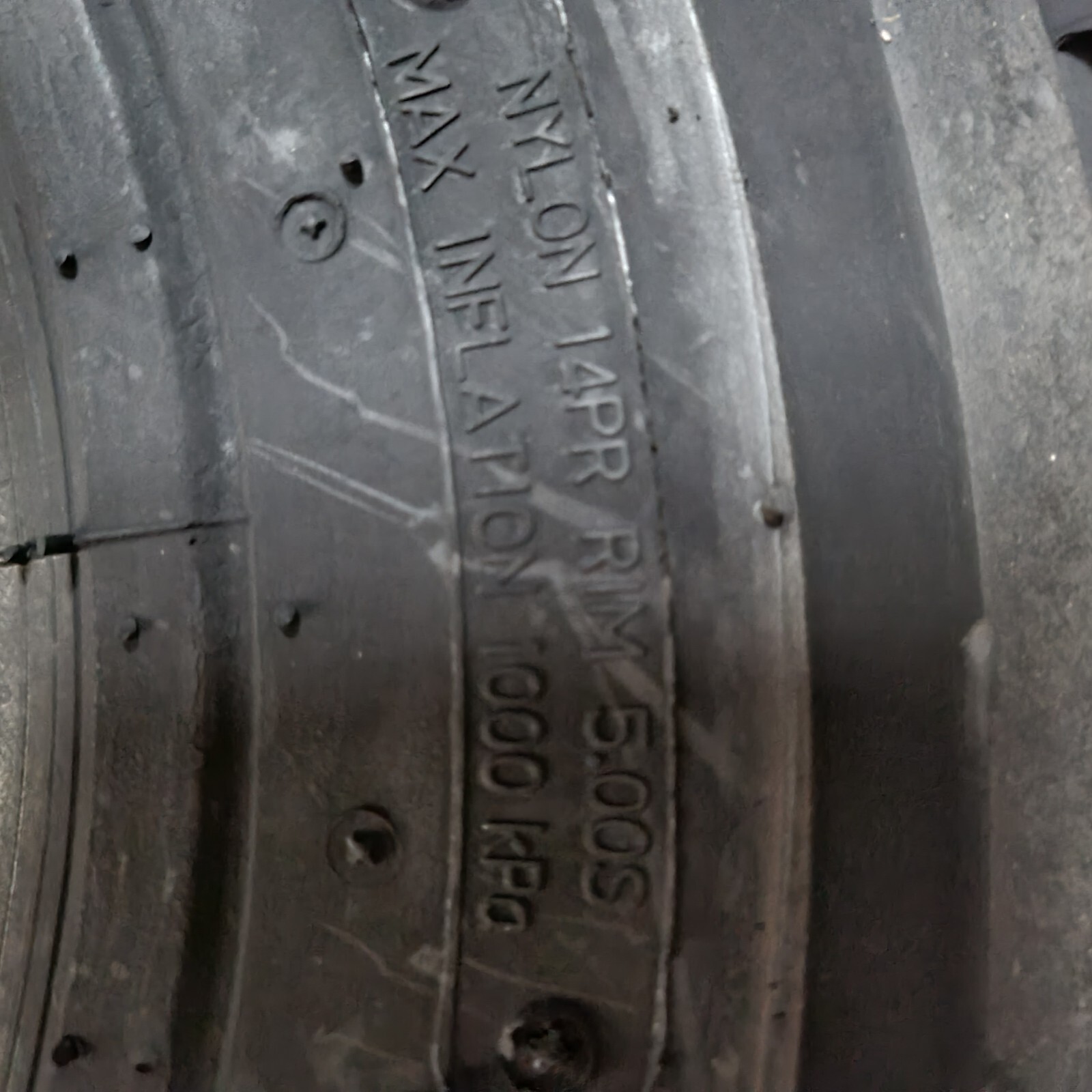 7.00-12 14 PLY 7.00×12 ROAD CREW (1 Tire + Tube + Flap ) FORKLIFT TIRES
