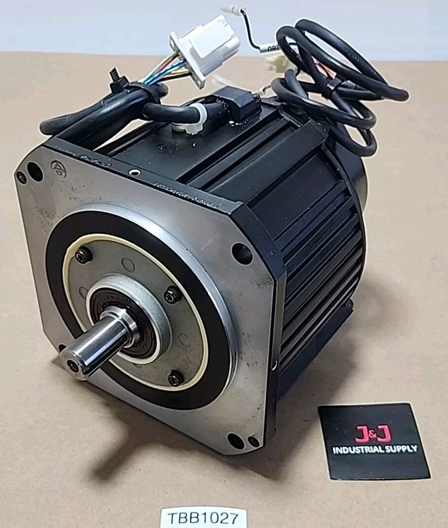 *PREOWNED* Yaskawa SGMDH-12A2A-YR13 Servo Motor 200V 1150W 5.49Nm + Warranty!