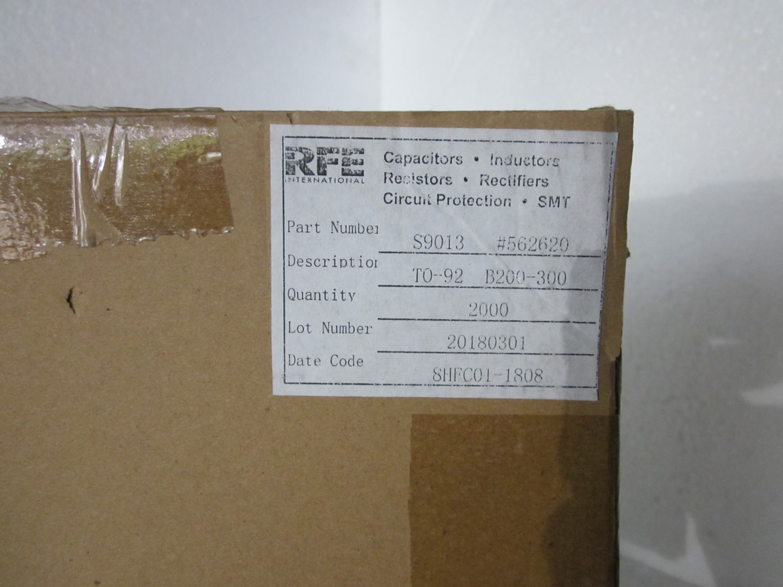RFE International S90123/ 2SC9013 TO-92 NPN Bipolar Junction Transistor (BJT)