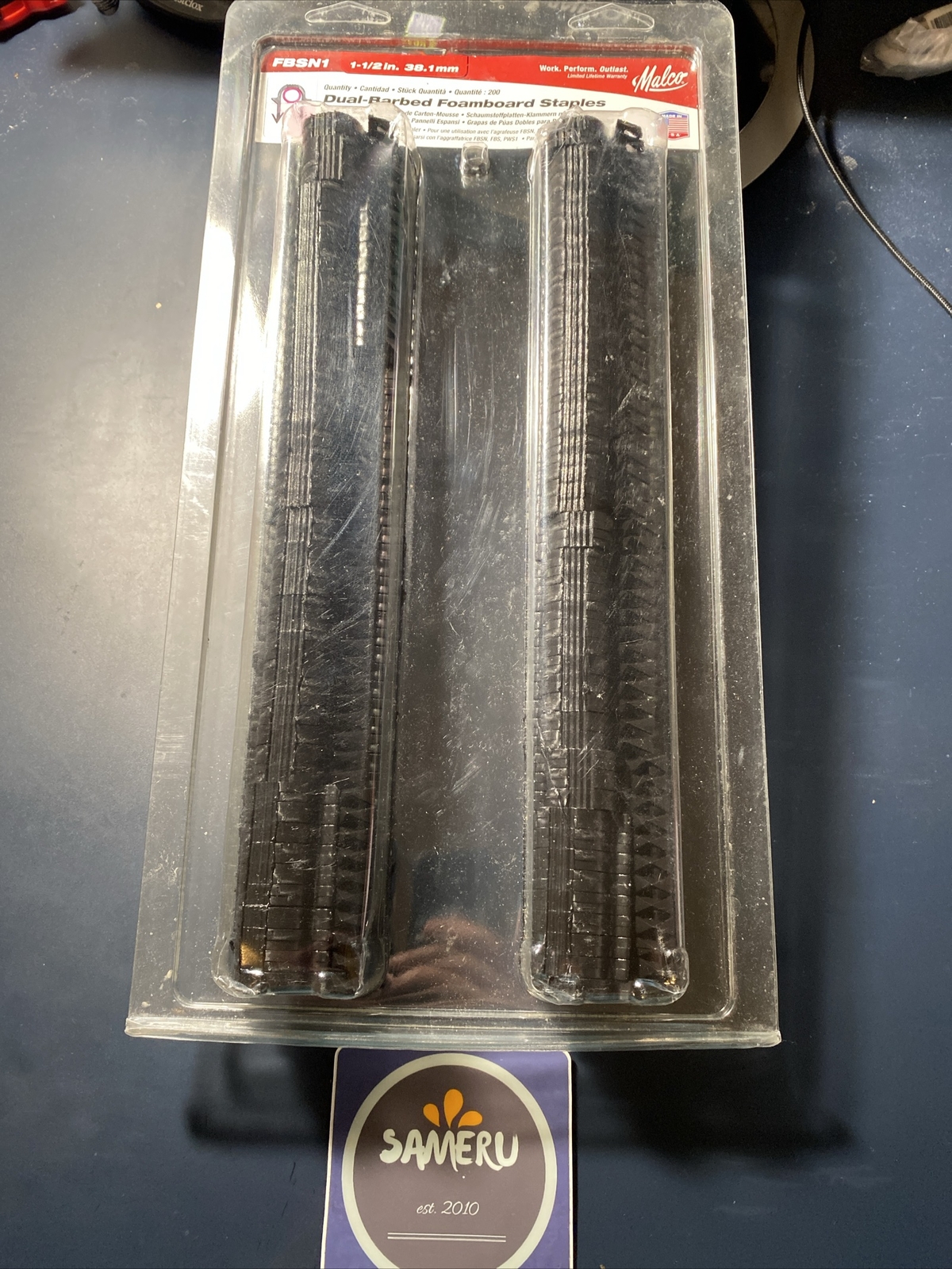 NEW DUAL BARBED FOAMBOARD STAPLES MALCO 1-1/2 IN 38.1 MM 200 QUANTITY FREE SHIP