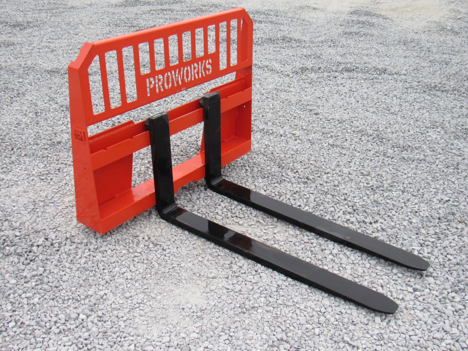 48″ 4,000 Pound Extreme Duty Pallet Forks Attachment Fits Kubota Quick Attach