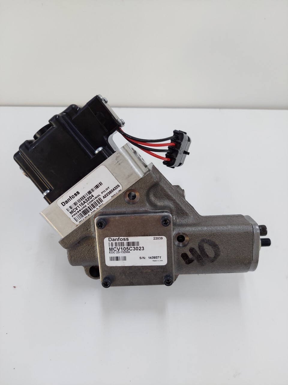 MCV105C3023 Danfoss EDC Electronic Displacement Control Kit # 11164081