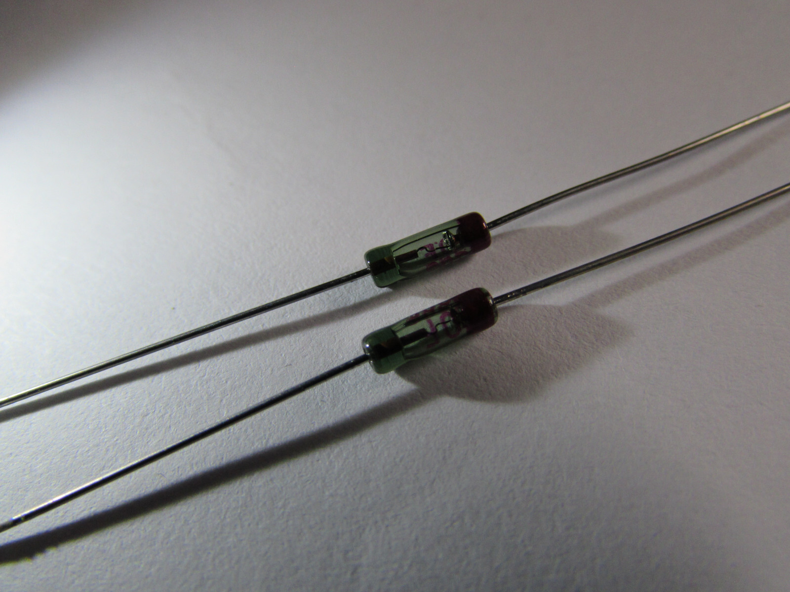 OF305 OA90 Philips Mullard Telefunken Germany Germanium Gold Bonded Diodes 4 USA